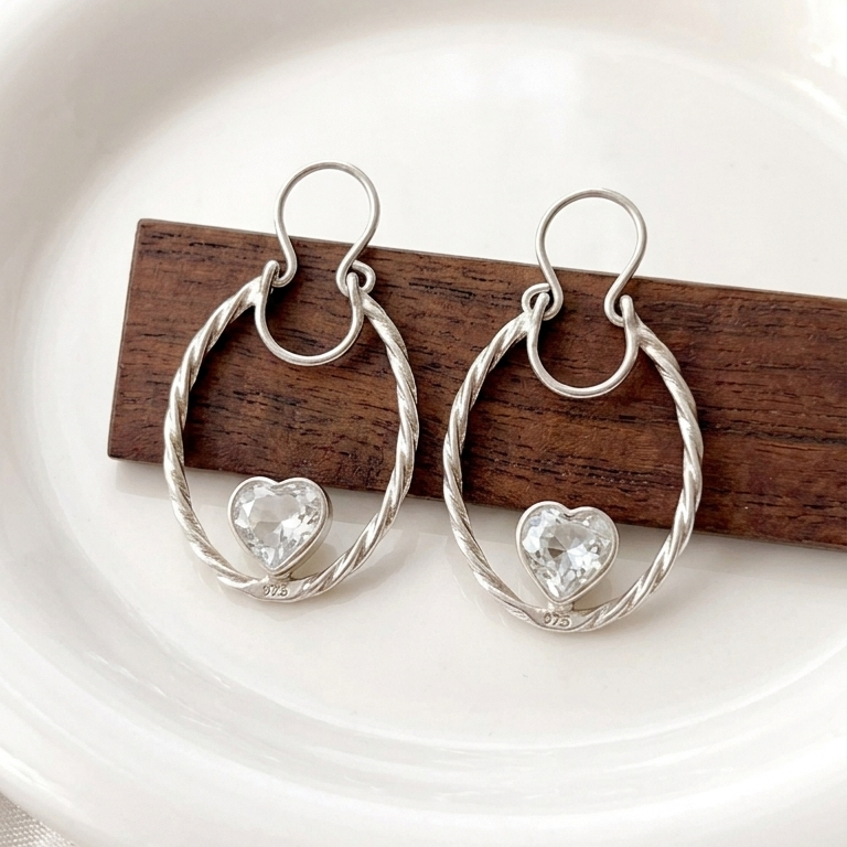 Aros argollas con corazón circón