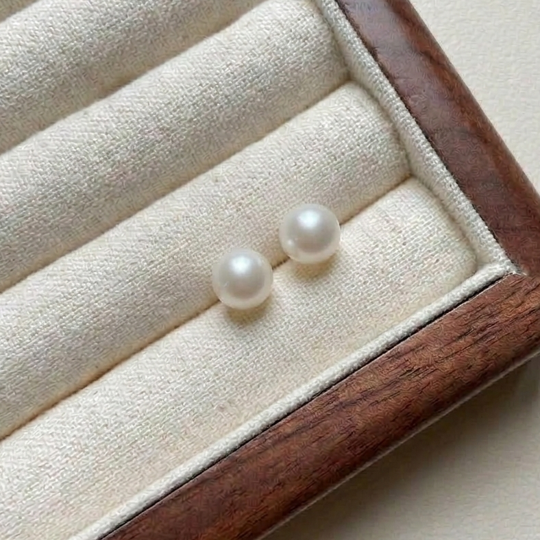 Aros de perlas pequeños
