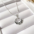 Collar del ciclo lunar