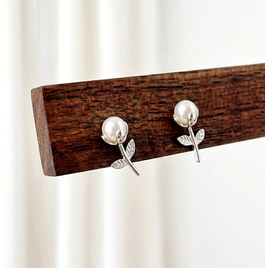 Aros Tulipanes con perlas