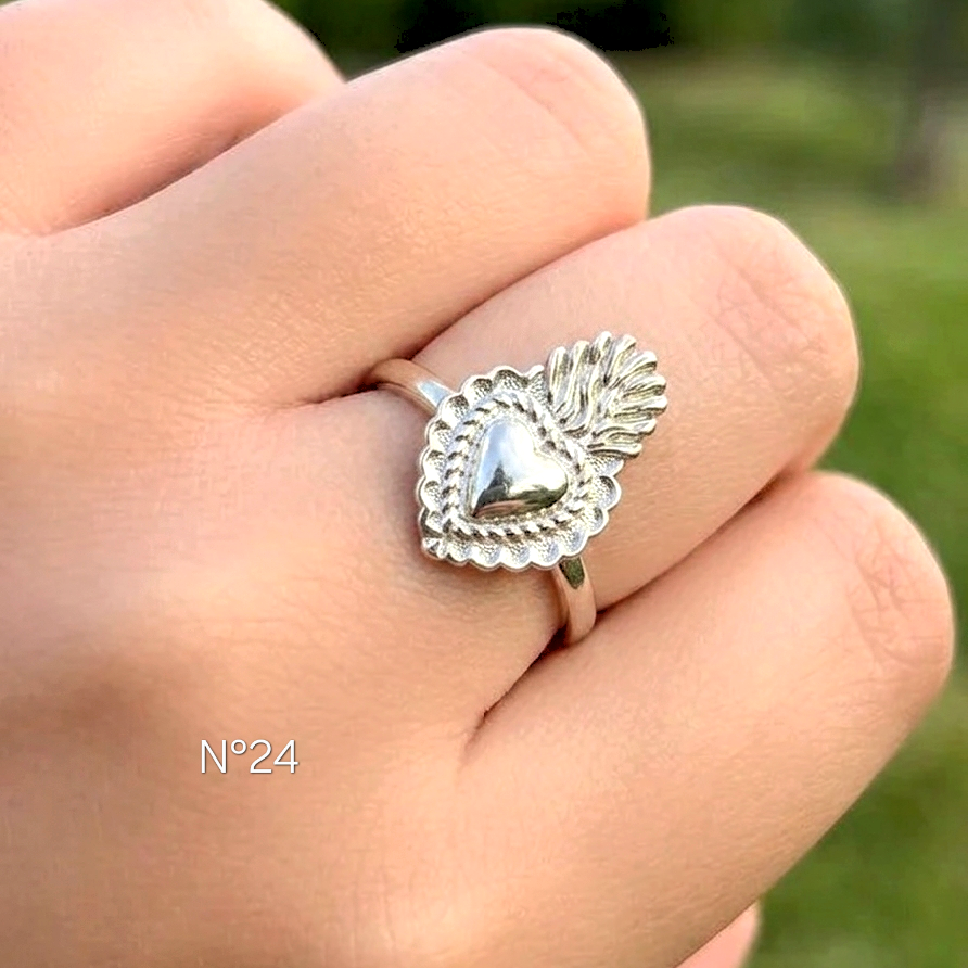 Anillo sagrado corazón