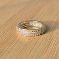 Anillo cintillo
