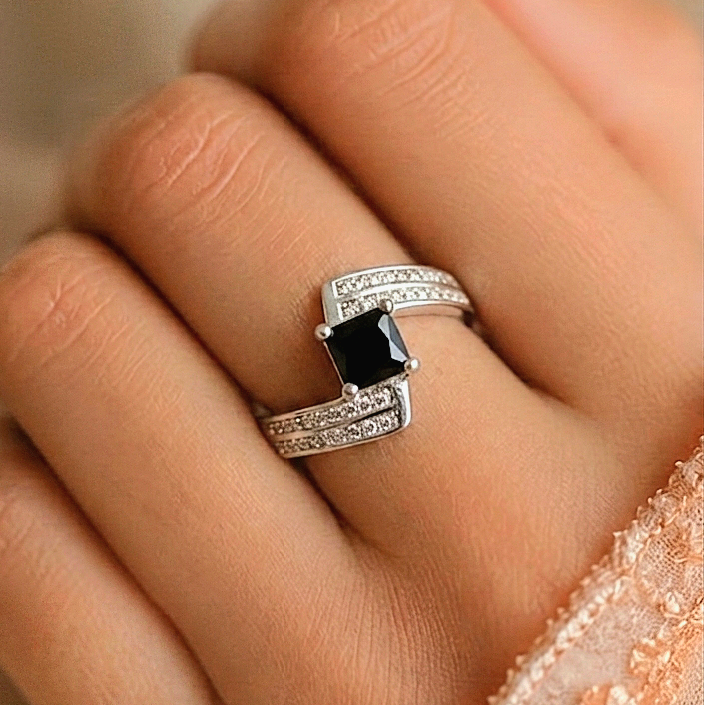 Anillo noche oscura