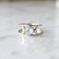 Anillo Mistíco con piedra lunar - N°20
